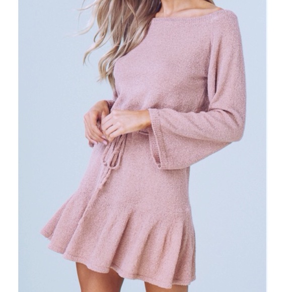 LAST ONE! Off shoulder sweater dress - Picture 2 of 5